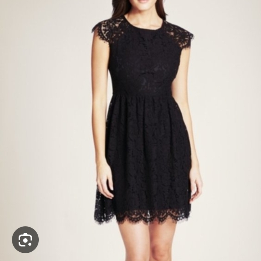 Kensie Black Women's lace Flare Cocktail Dress Size 8